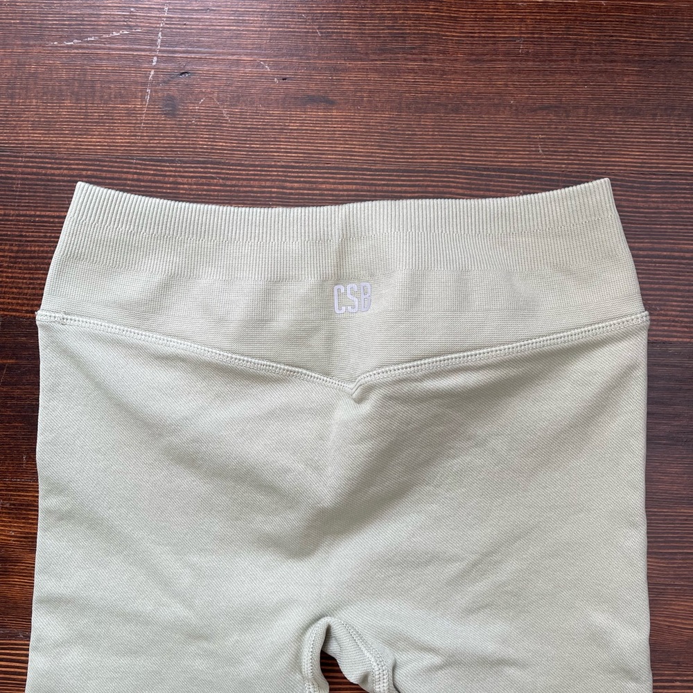 CSB x Isabelle Mathers seamless leggings
